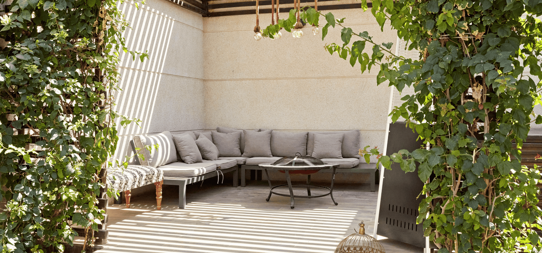 How to Choose the Perfect Outdoor Sofa