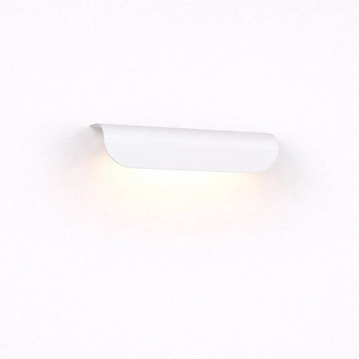White Modern Curved LED Sconce Lamp from Creatibe-Living.co.za