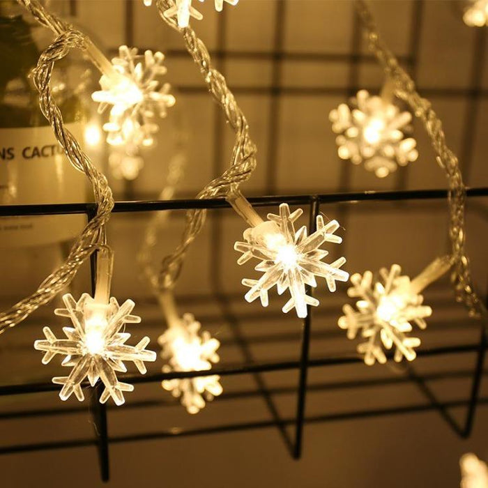 3m 20 LEDs Snowflake Battery String Lights