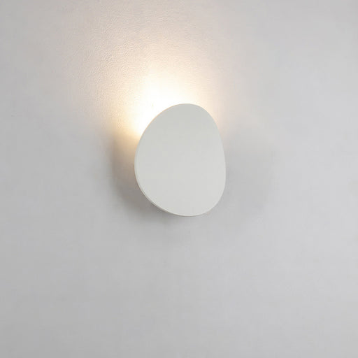 White Spaceship Wall Lamp - Creative Living